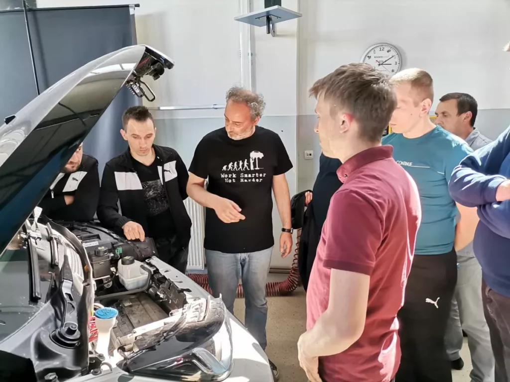 FIAT I JEEP U ECAP CENTRU